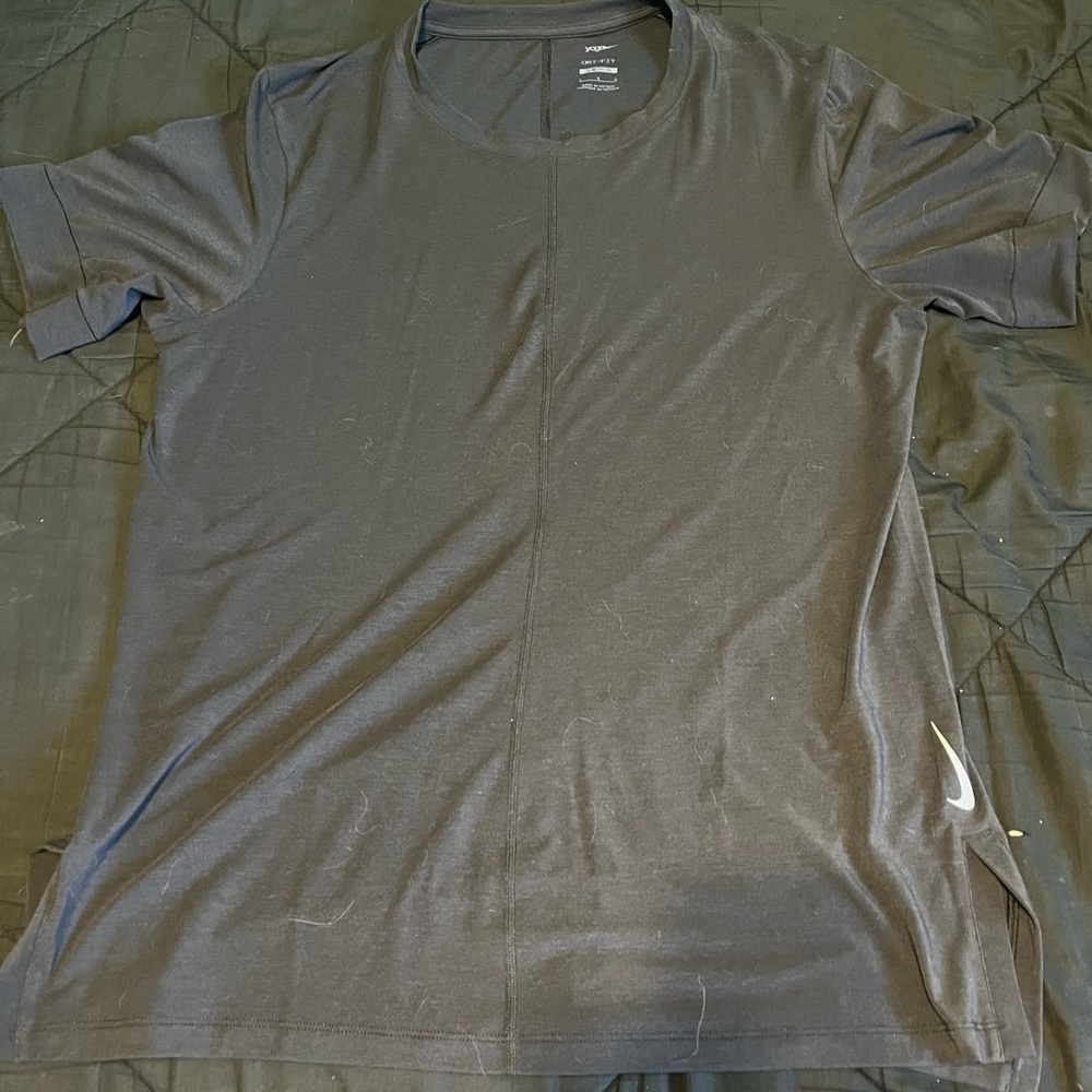 Nike Yoga Shirt (Never Worn)